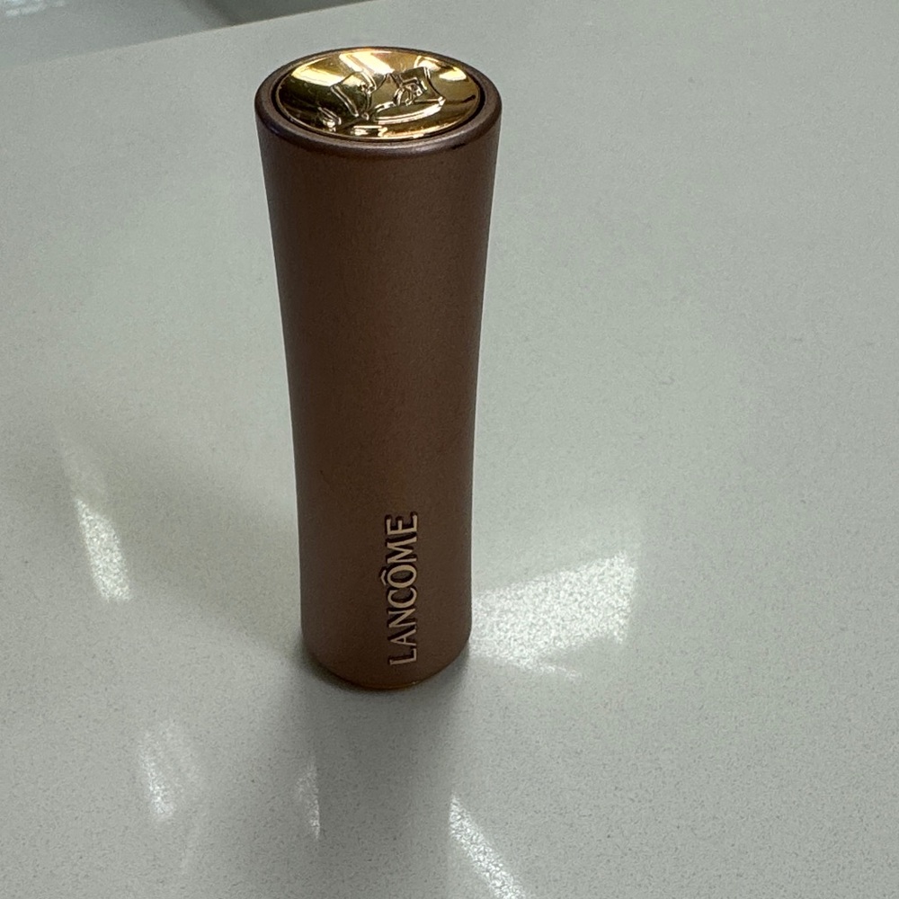 Lancome L'Absolu Rouge Intimatte Lipstick in off camera 101